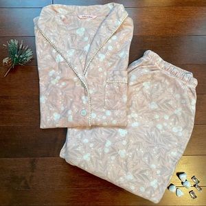 LA VIE EN ROSE Women’s Flannel Pajama Set, Size XS